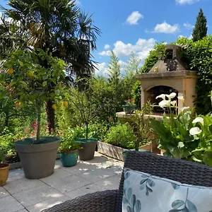 le-relais-des-malettes.hotels-rhonealpes.com/