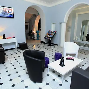 4* Hotel 66